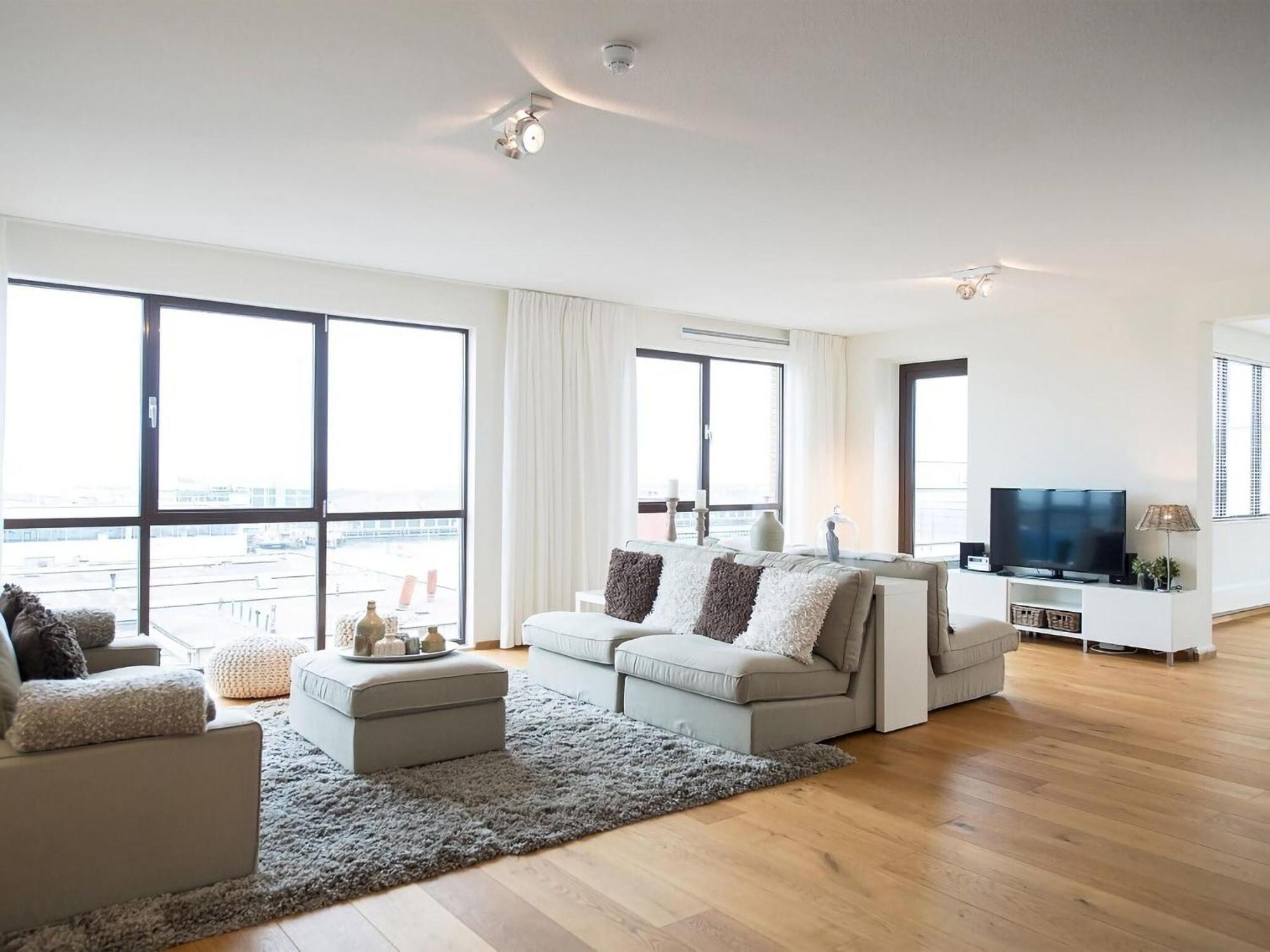 Spacious Modern In Scheveningen Appartement *