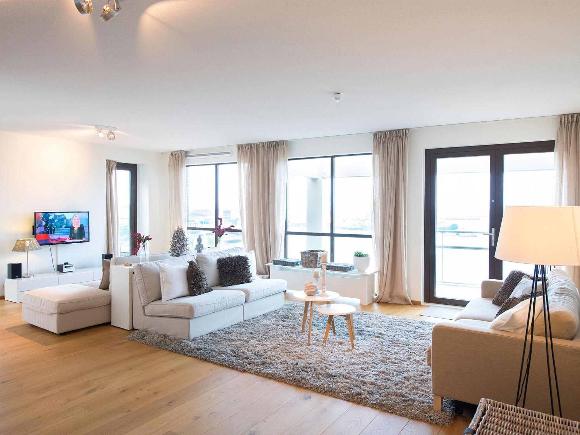 Spacious Modern In Scheveningen Appartement