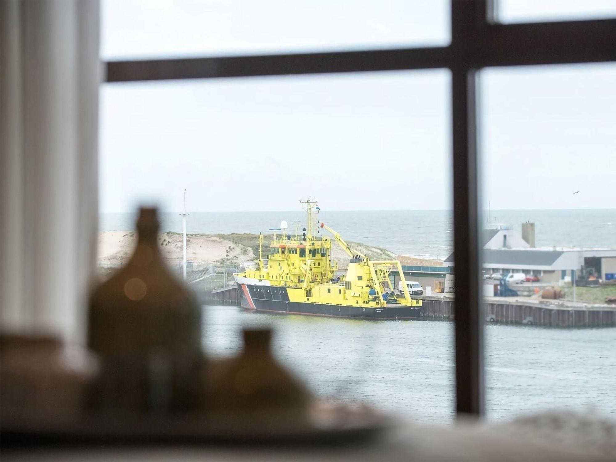 Apartment Spacious Modern In Scheveningen